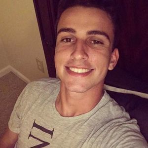 Meet your Posher, Felipe