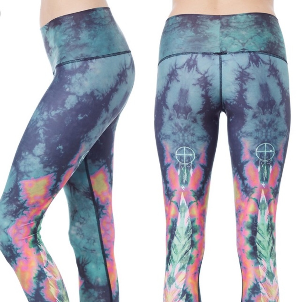 Teeki hot pants M