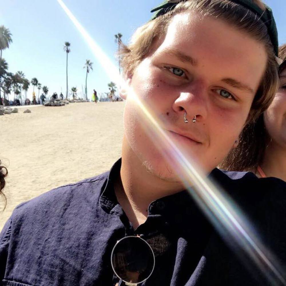 Meet your Posher, Tyler