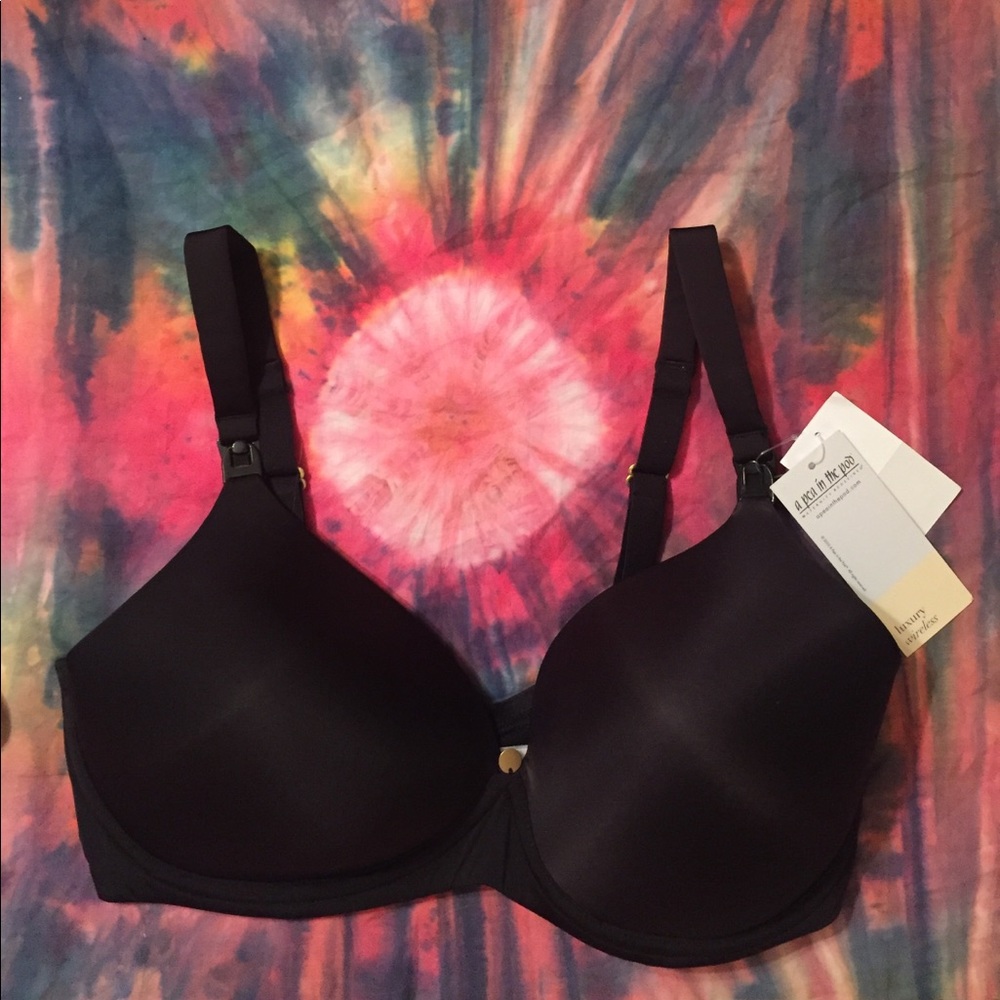 NWT black wireless nursing bra