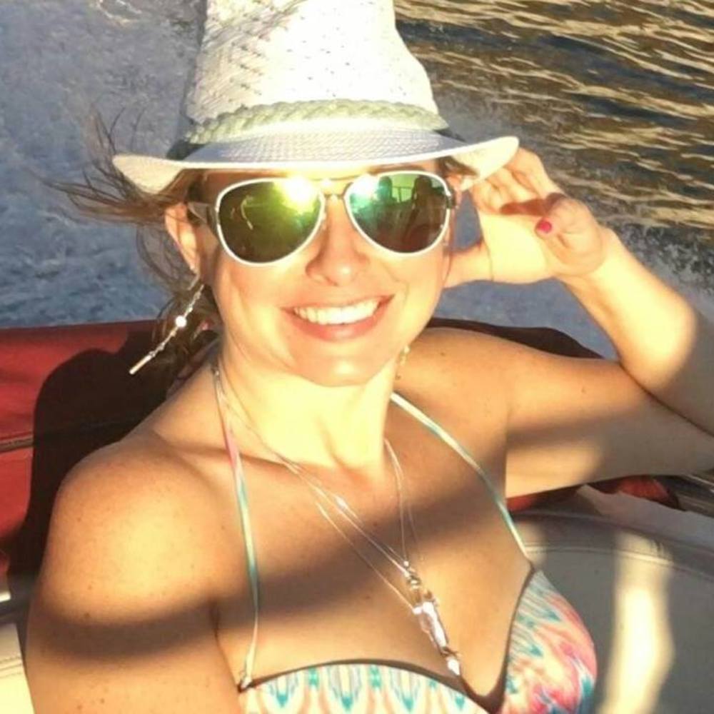 Meet your Posher, Danielle