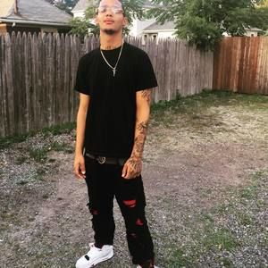 Meet your Posher, Dion