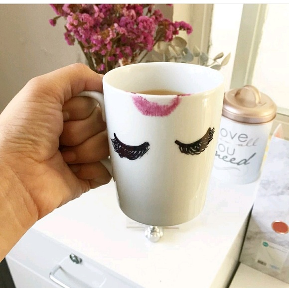 Meet your Posher, Julia - Picture 1 of 1