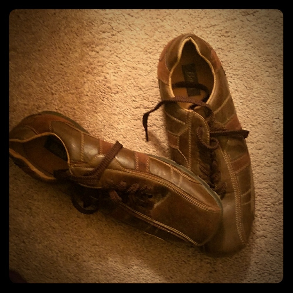 Men's bass size 12