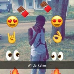 Meet your Posher, Elontae