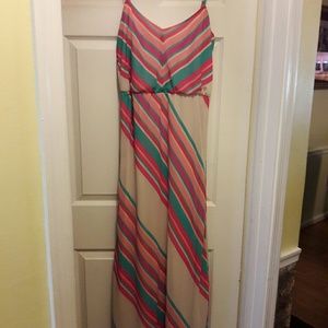 Women's Multi-Colored Maxi Dress Size Large