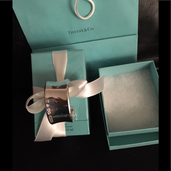 Tiffany & Company Cuff Bracelet (💯 Authentic) - Picture 6 of 7