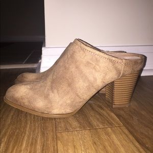 Brown suede heeled booties