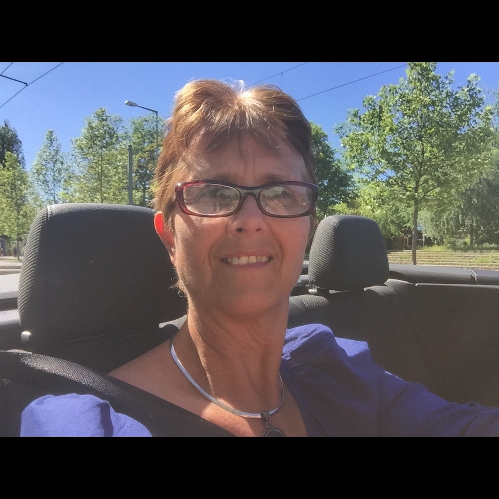 Meet your Posher, Marcia