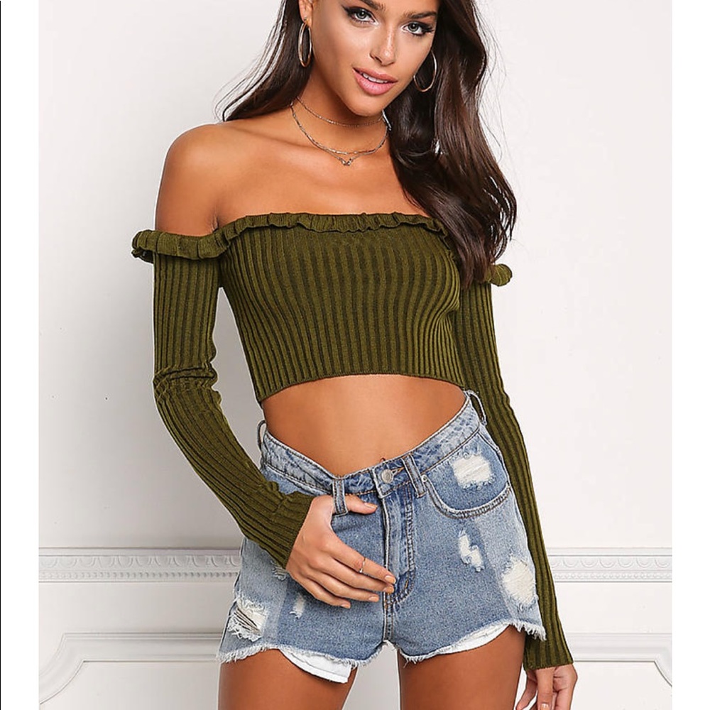 black knit off shoulder crop long sleeve top shirt - Picture 4 of 7