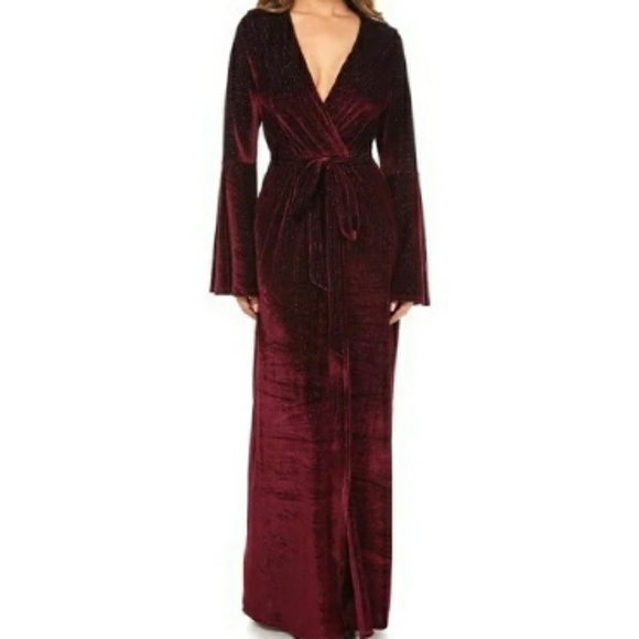 ❣Beautiful Burgundy Crushed Velvet Maxi Dress - Picture 4 of 7