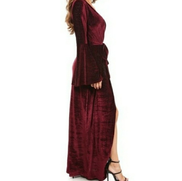 ❣Beautiful Burgundy Crushed Velvet Maxi Dress - Picture 5 of 7