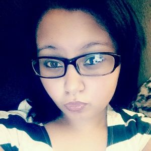 Meet your Posher, Kyra