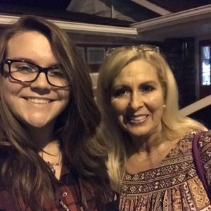 Meet your Posher, Paula