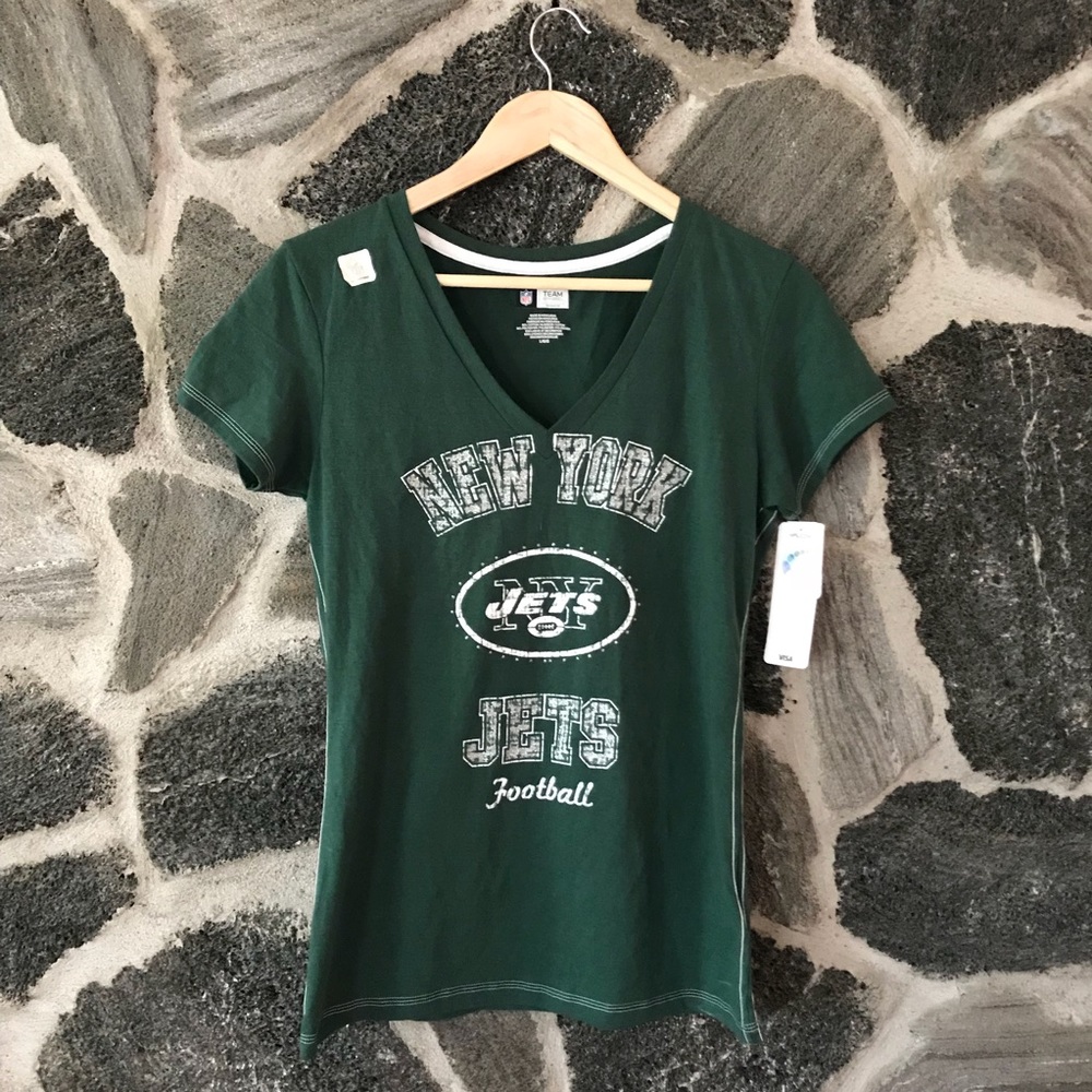NWOT 🏷 ladies || NY JETS || green v-neck shirt