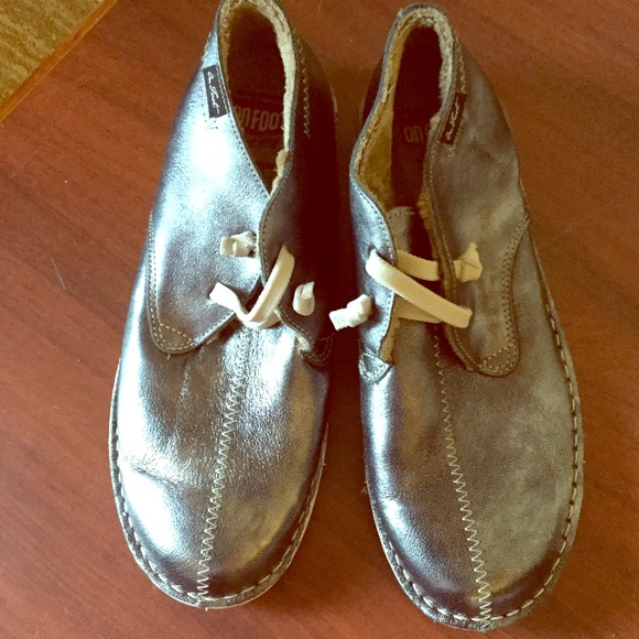 on foot Shoes - On Foot size 40,