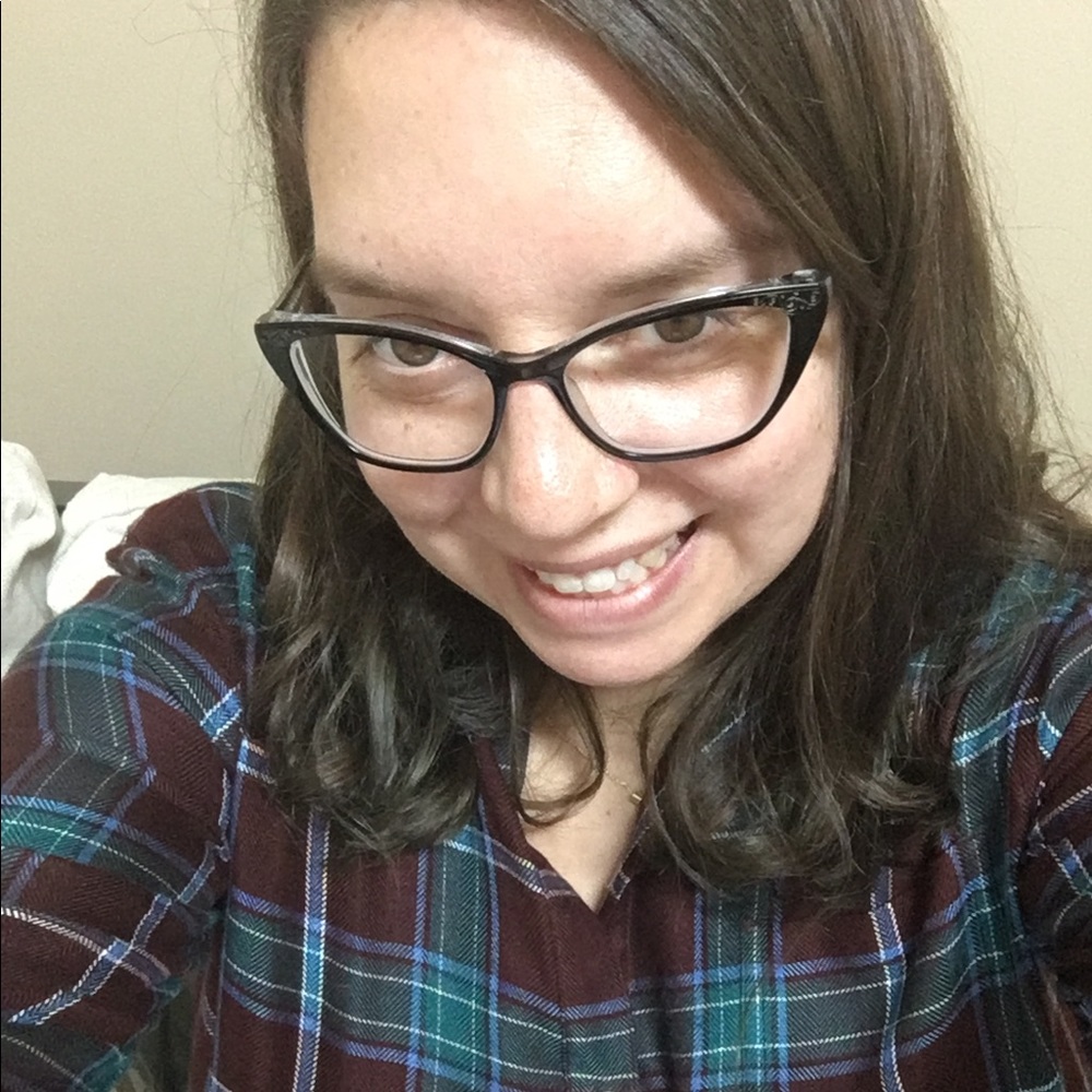 Meet your Posher, Anna