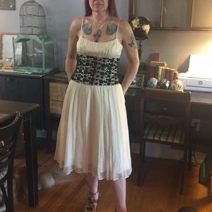 Laundry by Shelli Segal Woman’s Dress