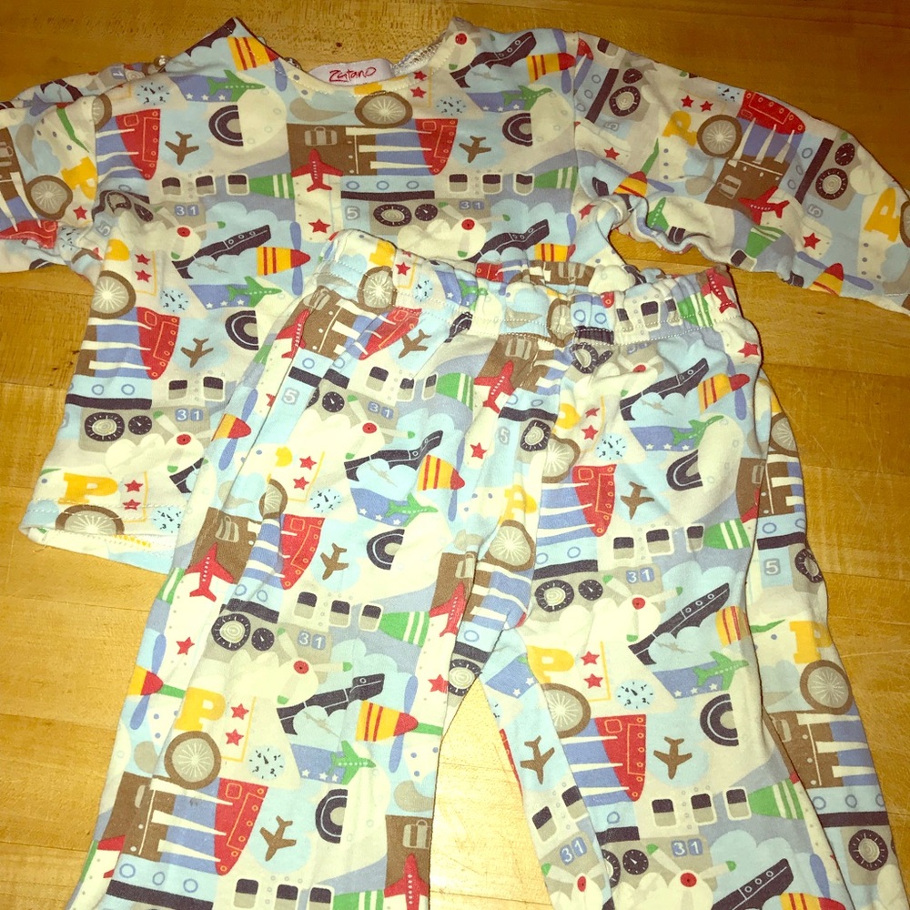 Zutano ✈️ plane pajama set!