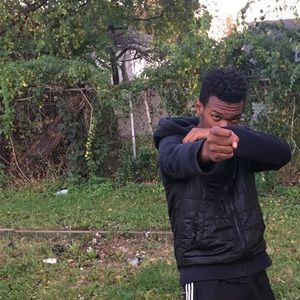 Meet your Posher, Edwin