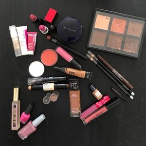 Random Makeup Bundle