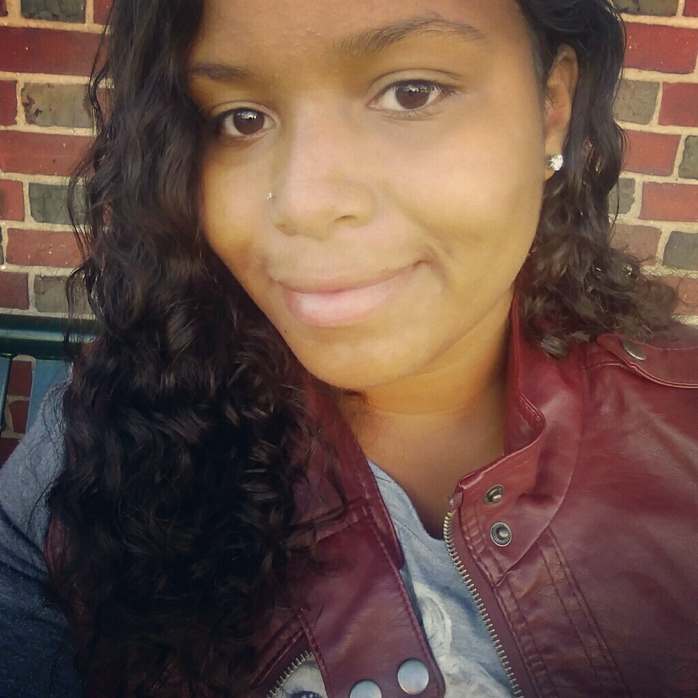 Meet your Posher, Kierra
