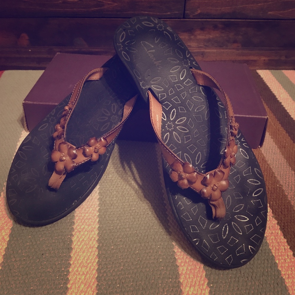 Clark’s Leather Strap Sandal