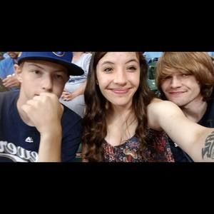 Meet your Posher, Hannah