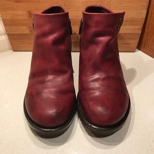 Dansko Amelia shoe-boot.