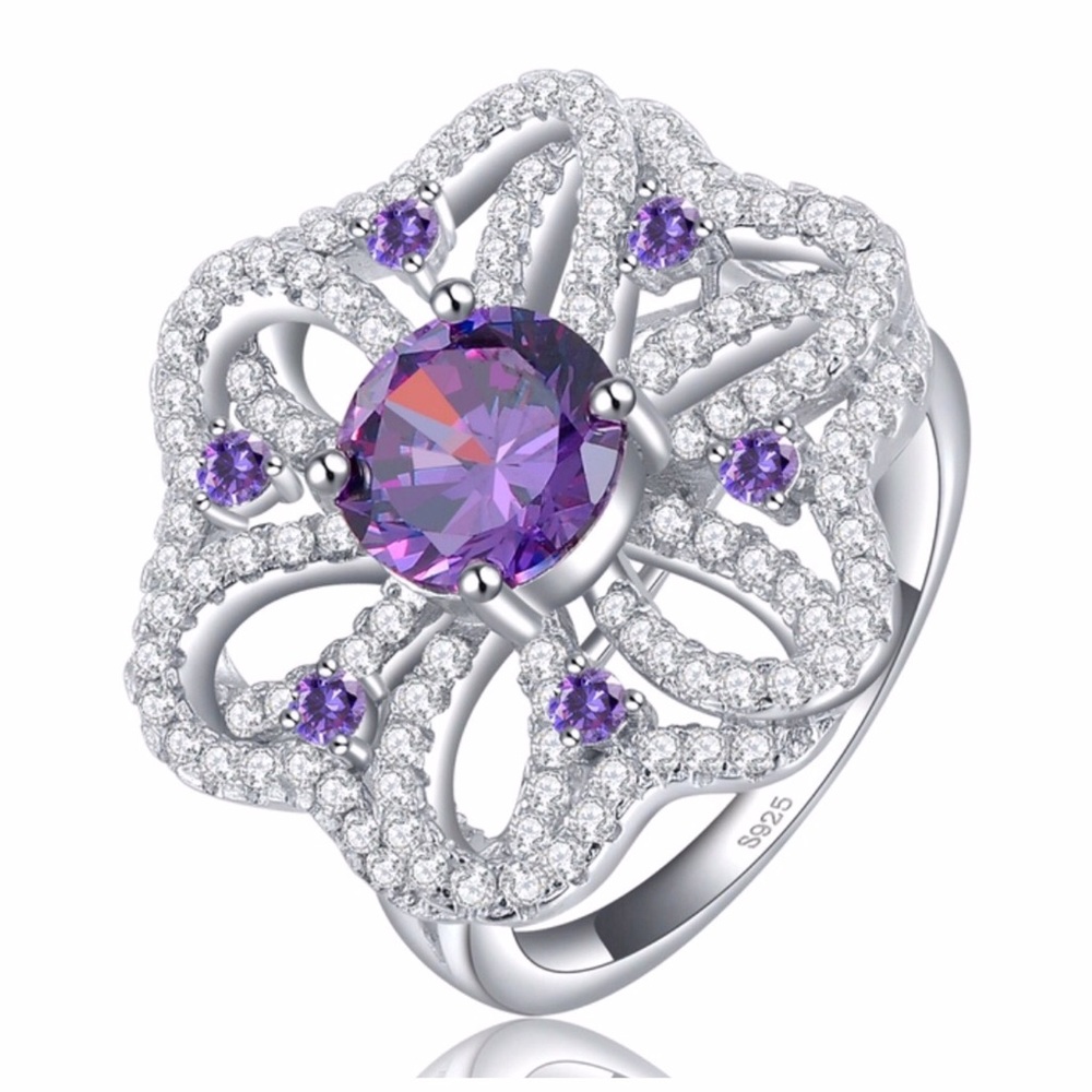 Swarovski Crystals The Delina Flower Ring