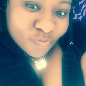 Meet your Posher, Lynnitra