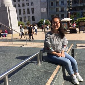 Meet your Posher, Priscilla