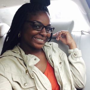 Meet your Posher, Alexis