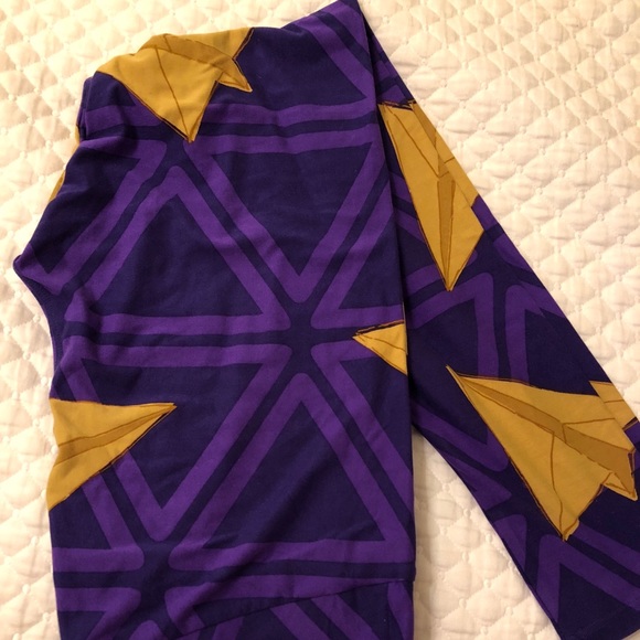 LuLaRoe Pants - LuLaRoe TC Leggings - Paper Planes