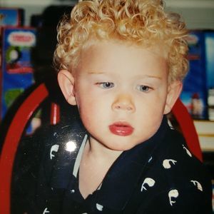 Meet your Posher, Denise