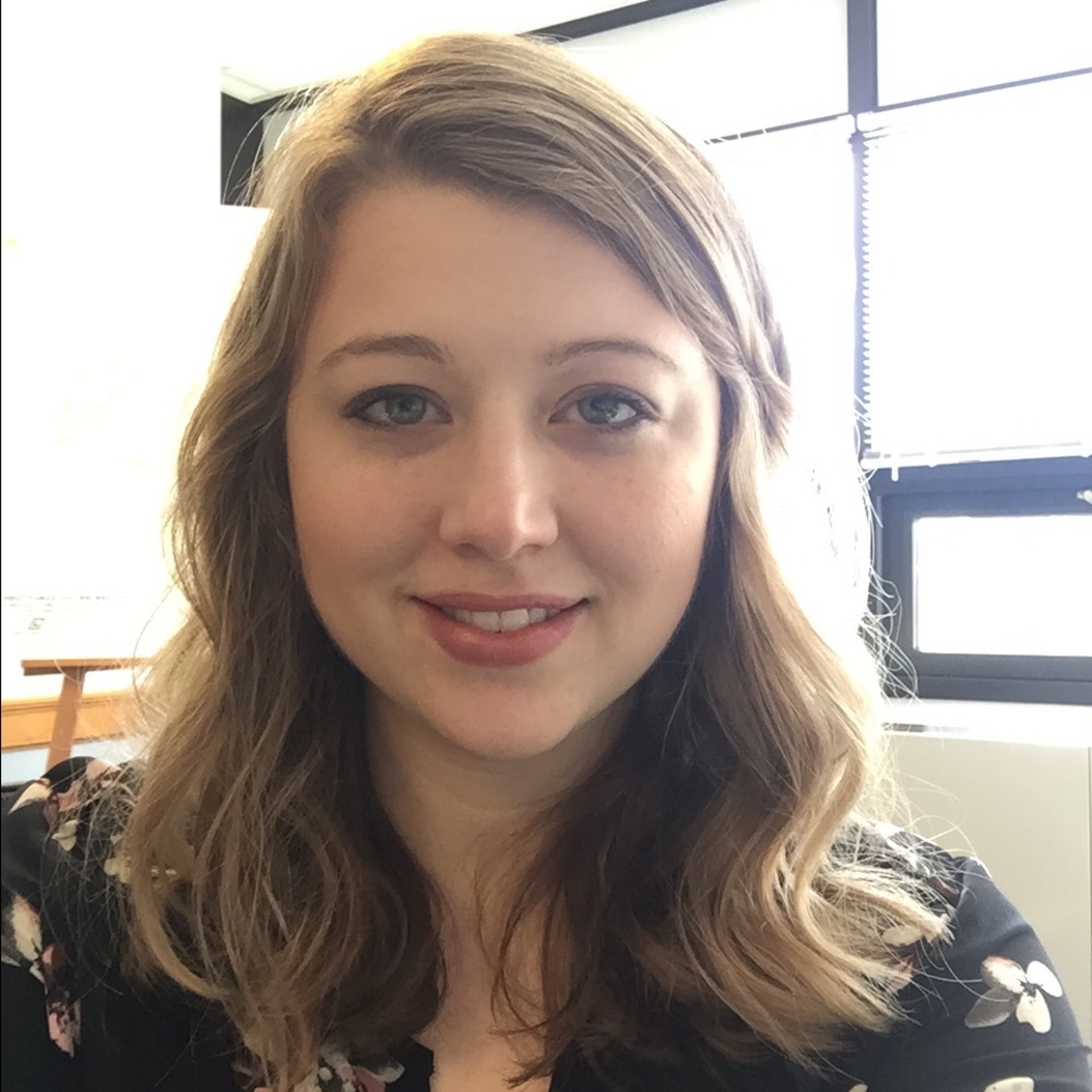 Meet your Posher, Eva