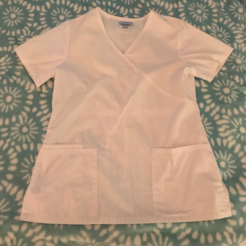 White scrub short sleeve top