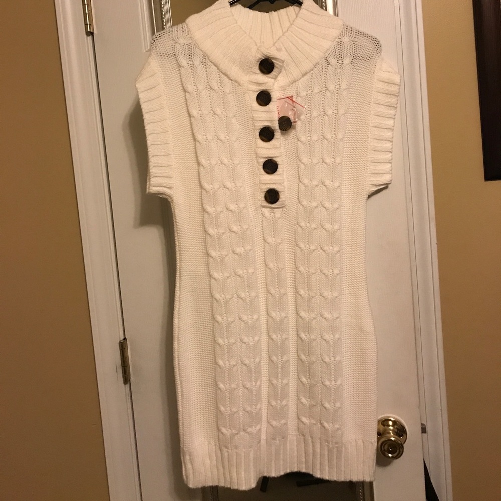 Short Sleeve Sweater Dress