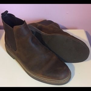 clarks beeswax chelsea boots