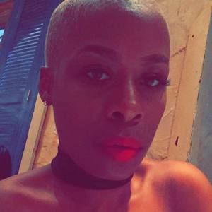 Meet your Posher, Traci