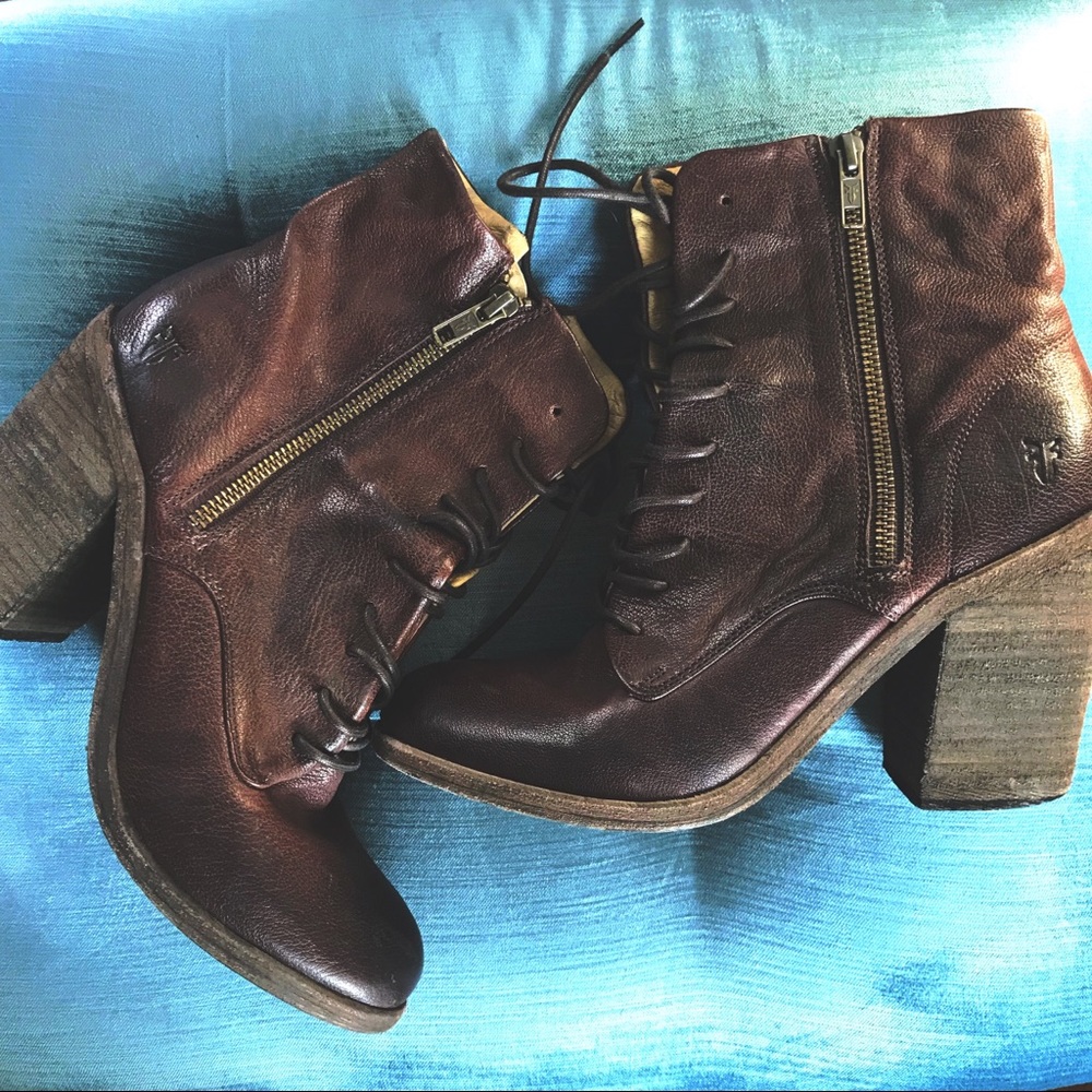 FINAL PRICE 💎 Frye Lace up Bootie Heels