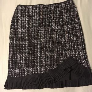White House Black Market Skirt
