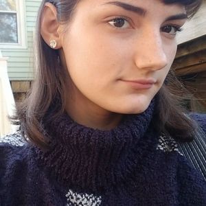 Meet your Posher, Rose