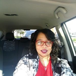 Meet your Posher, Tracy