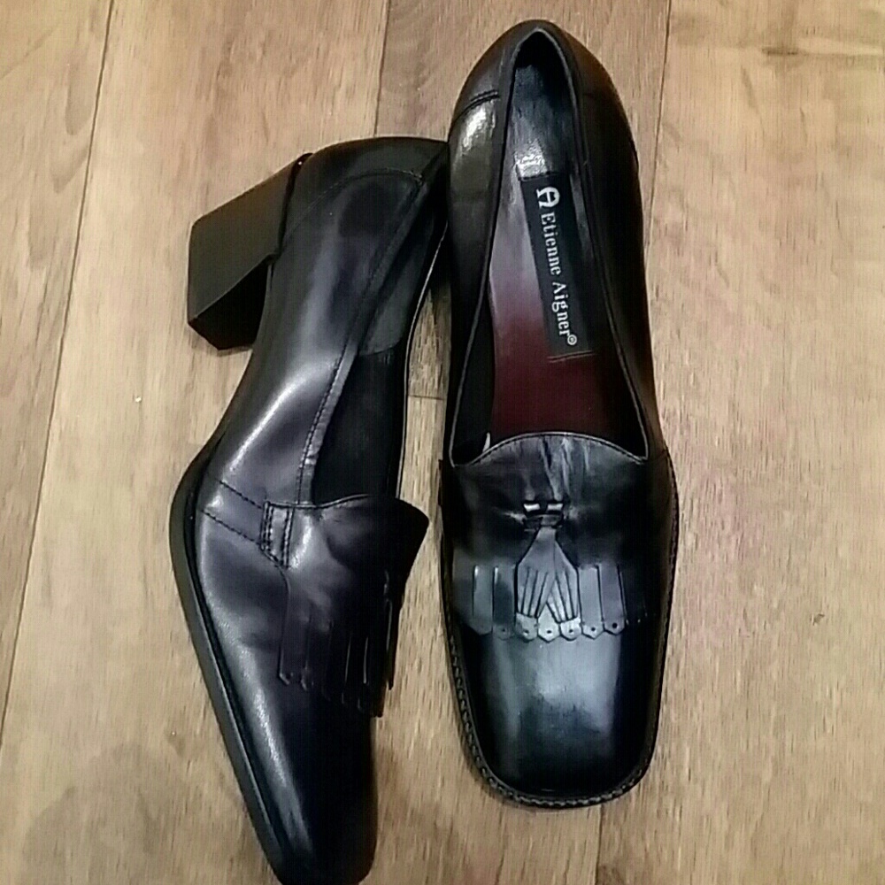A Etienne Aigner 7.5m