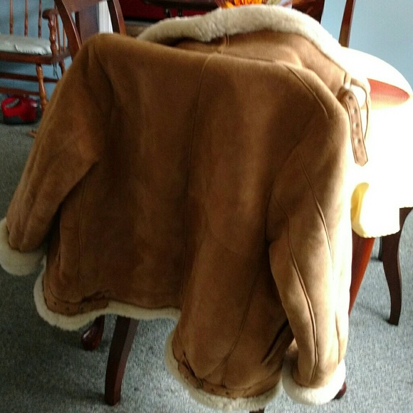 Pat Garet Shearling Leather Coat - Picture 2 of 7