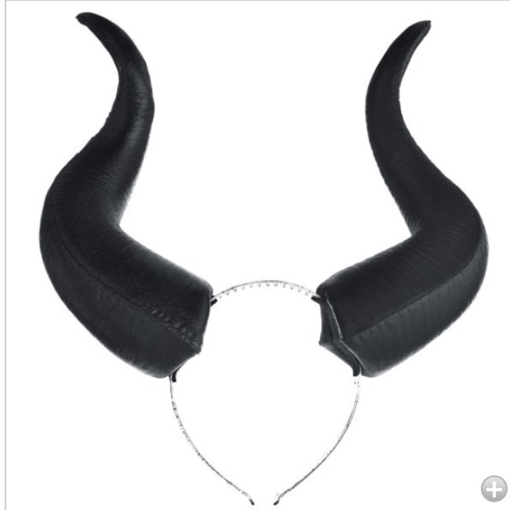 Maleficent horns