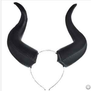 Maleficent horns