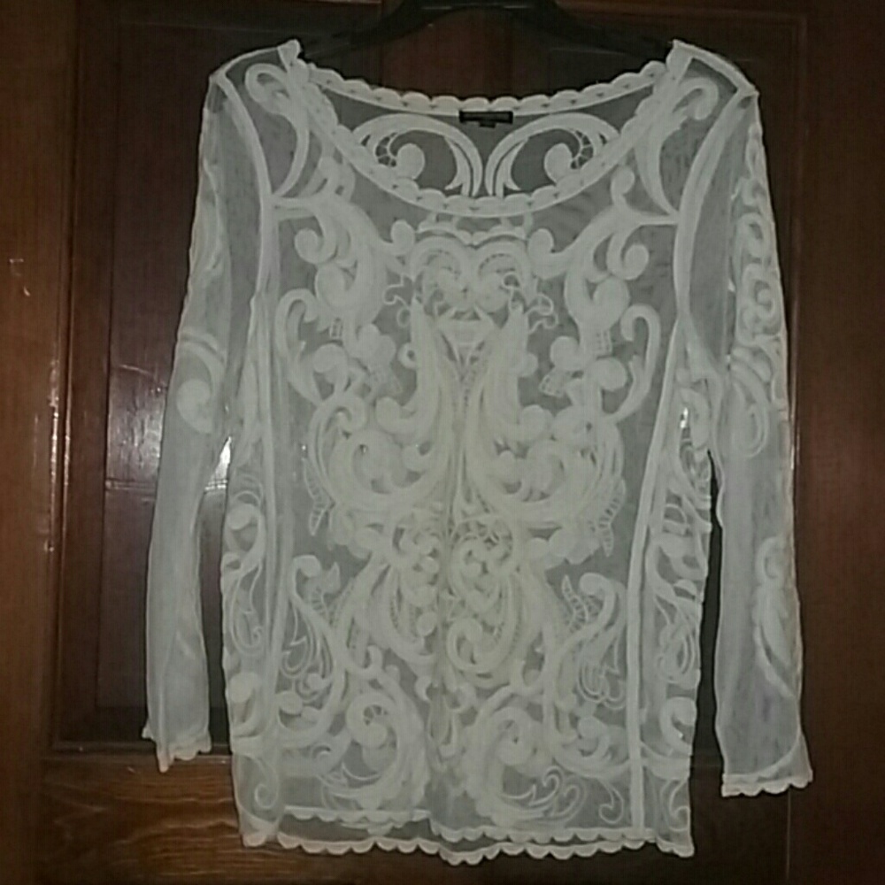 Lace knit long sleeve top