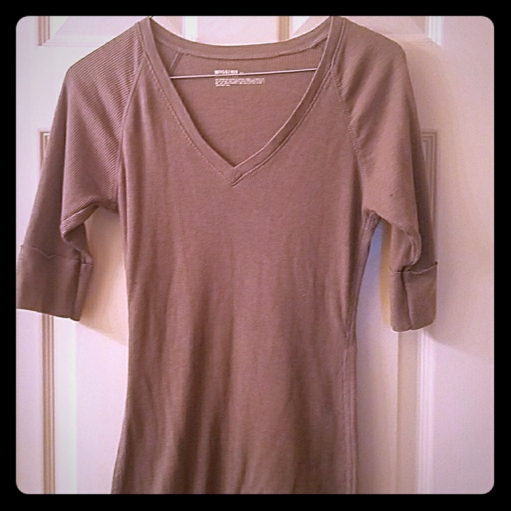 3/4 thermal brown shirt